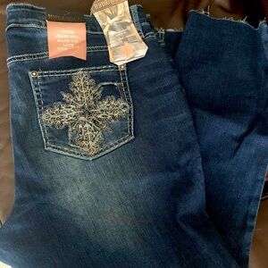 Women’s Hydraulic Nolita Skinny Capri Jeans 18W